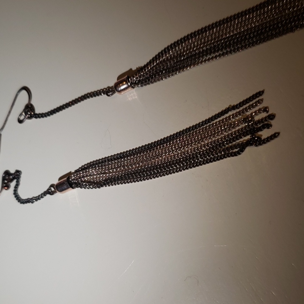 Chain Earings - Picture 2 of 2